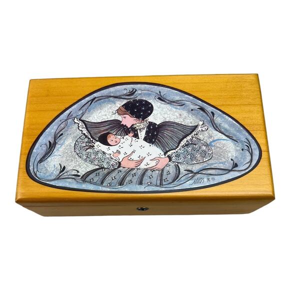 Vintage and Lane Mini Cedar Chest Mother & Child P Buckley Moss - Picture 1 of 9